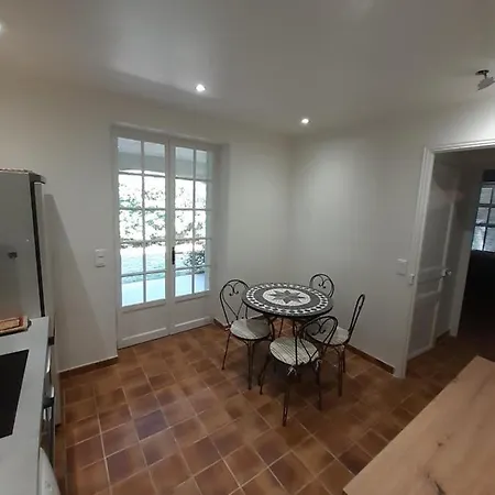 F1 Apartament *